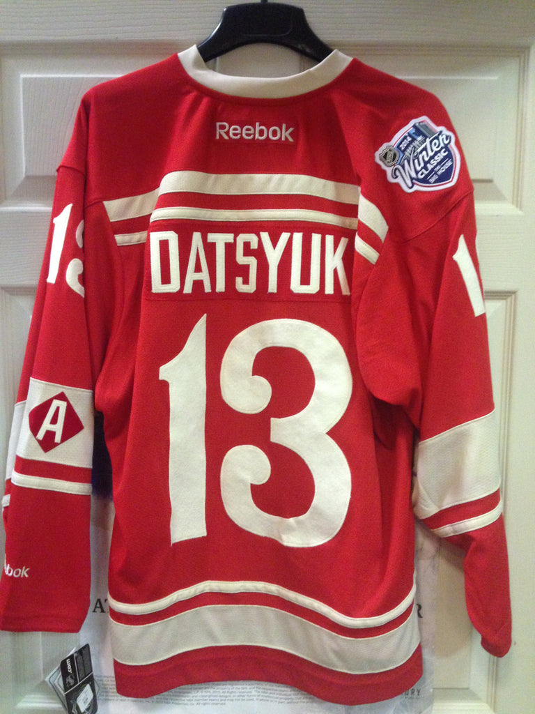 NHL Detroit Red Wings Pavel Datsyuk #13 Jersey Reebok 2014 Winter Classic  With Fight Strap Size Adult 48